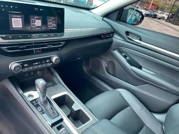 2023 Nissan Altima VI (L34) Рестайлинг, чёрный, 1740000 рублей - вид 17