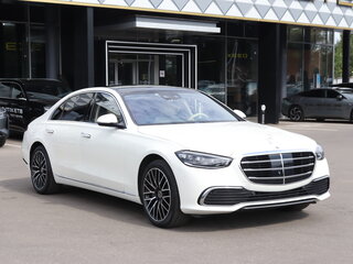 2021 Mercedes-Benz S-Класс 500 4MATIC VII (W223), белый, 7420068 рублей, вид 3