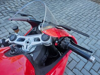 2020 Ducati Panigale V2, красный, 1700000 рублей, вид 4