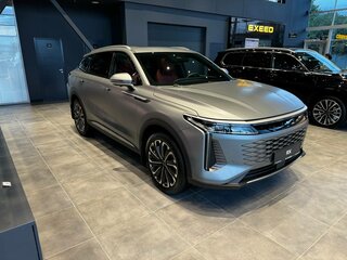 2024 Exeed RX, серый, 4950000 рублей, вид 3