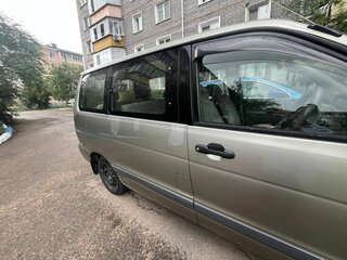 1999 Toyota Town Ace Noah III, зелёный, 553000 рублей, вид 4