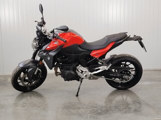 2024 BMW F 900 R, красный, 1049000 рублей, вид 5