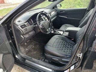 2018 Toyota Camry VII (XV50) Рестайлинг 2, чёрный, 1300000 рублей, вид 5