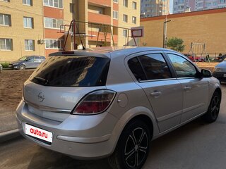 2011 Opel Astra H Рестайлинг, серебристый, 400000 рублей, вид 3