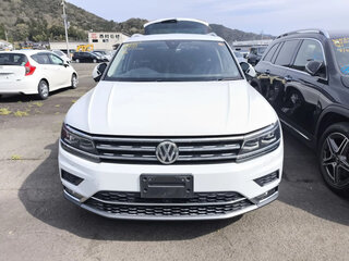 2017 Volkswagen Tiguan II, белый, 1550000 рублей, вид 3