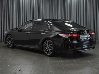 2020 Toyota Camry VIII (XV70), чёрный, 2999000 рублей, вид 2