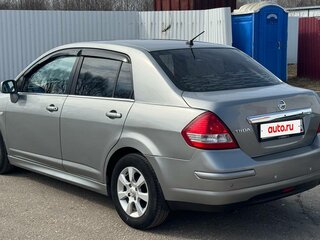 2011 Nissan Tiida I Рестайлинг, серый, 650000 рублей, вид 4