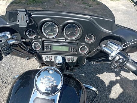 2008 Harley-Davidson CVO Tri Glide, чёрный, 1600000 рублей, вид 5