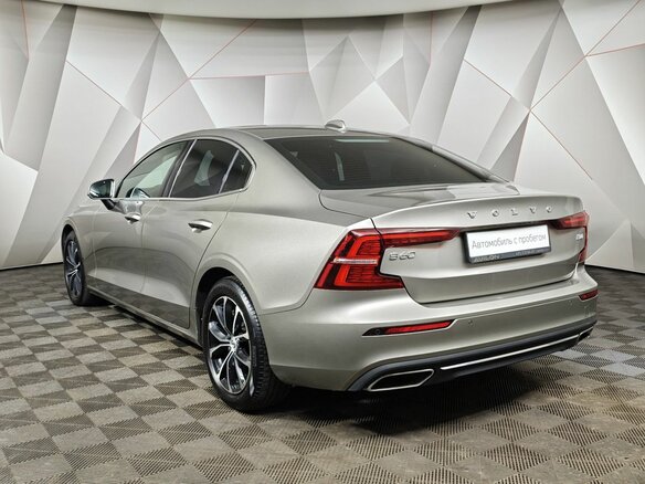 2022 Volvo S60 III, серый - вид 3