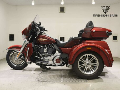 2024 Harley-Davidson Tri Glide, красный, 5499000 рублей, вид 2