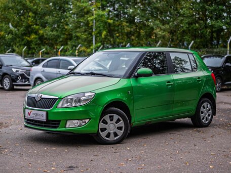 2012 Skoda Fabia II Рестайлинг, зелёный, 620000 рублей, вид 1