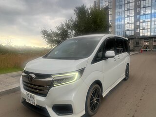 2020 Honda Stepwgn Spada V Рестайлинг, белый, 2750000 рублей, вид 1