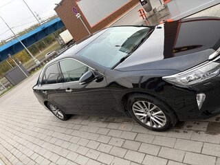 2017 Toyota Camry VII (XV50) Рестайлинг, чёрный, 1890000 рублей, вид 5