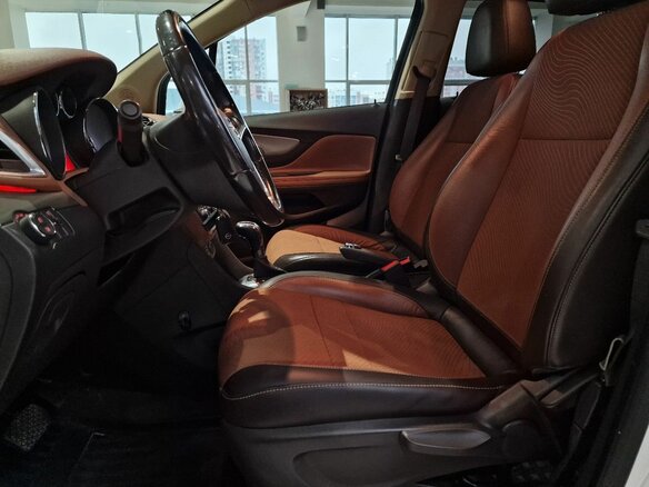 2013 Opel Mokka I, белый, 920000 рублей - вид 16