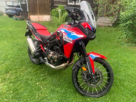 2024 Honda CRF 1100L Africa Twin, красный, 1890000 рублей, вид 1