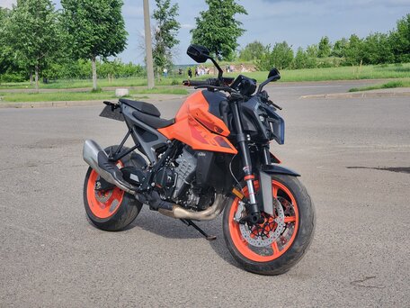 2024 KTM 990 Duke, оранжевый, 860000 рублей, вид 1