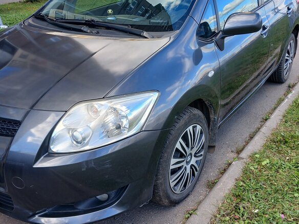 2008 Toyota Auris I, серый, 470000 рублей