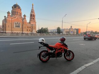 2024 KTM 390 Duke, оранжевый, 540000 рублей, вид 2