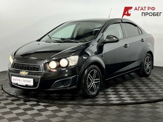 2014 Chevrolet Aveo II, чёрный, 600000 рублей, вид 2