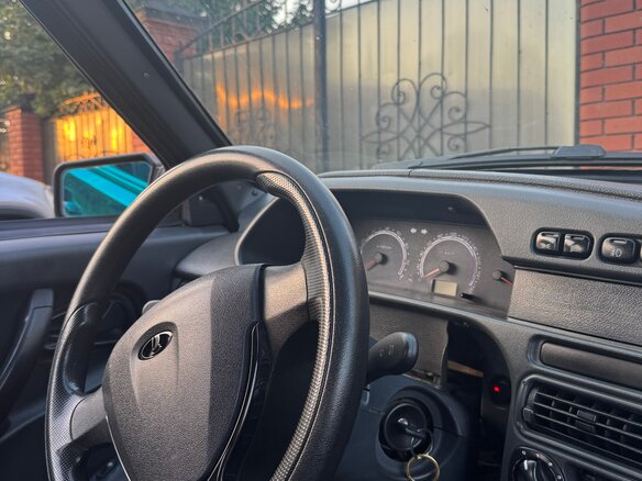2004 Lada (ВАЗ) 2114, чёрный, 210000 рублей - вид 5