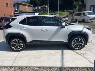 2023 Toyota Yaris Cross I, белый, 1730000 рублей, вид 4