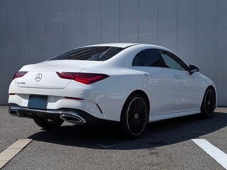 2023 Mercedes-Benz CLA 180 II (C118, X118) Рестайлинг, белый, 1990000 рублей, вид 3