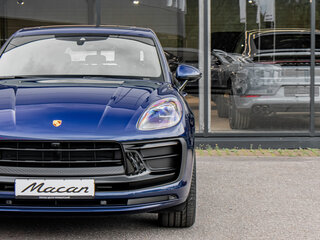 2025 Porsche Macan I Рестайлинг 2, синий, 11799000 рублей, вид 2