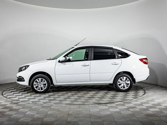2026 Lada (ВАЗ) Granta I Рестайлинг, белый, 1140000 рублей - вид 9