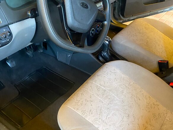 2007 Lada (ВАЗ) Priora I, зелёный, 300000 рублей - вид 8