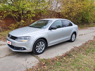 2013 Volkswagen Jetta VI, серый, 1000000 рублей, вид 1