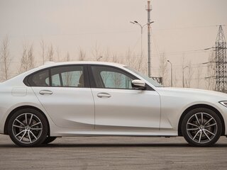 2021 BMW 3 серии 318d VII (G2x), белый, 3900000 рублей, вид 3