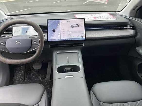 2025 Xpeng G6 80.8 kWh I Рестайлинг, чёрный, 3962033 рублей - вид 6