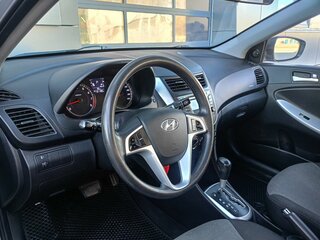 2012 Hyundai Solaris I, серебристый, 785000 рублей, вид 5