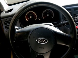 2009 Kia Rio II, бежевый, 645000 рублей, вид 4