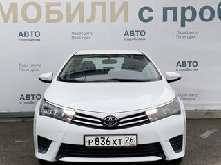 2013 Toyota Corolla XI (E160, E170, E180), белый, 1450000 рублей, вид 2