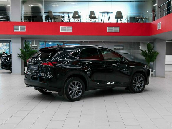 2017 Lexus NX 300 I Рестайлинг, чёрный, 2755000 рублей - вид 1