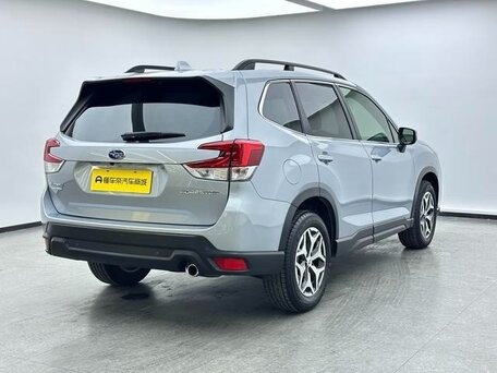 2020 Subaru Forester V, голубой, 1995000 рублей, вид 4