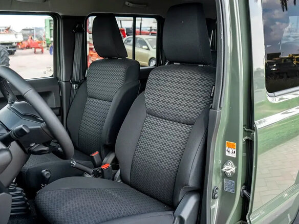 2026 Suzuki Jimny IV, зелёный - вид 12