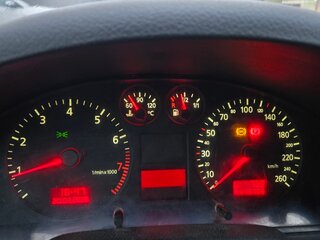 1999 Audi A4 I (B5) Рестайлинг, чёрный, 190000 рублей, вид 5