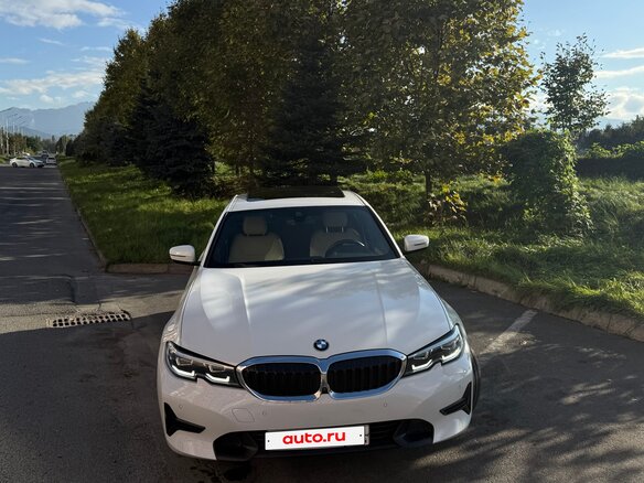 2021 BMW 3 серии 330i VII (G2x), белый, 3700000 рублей - вид 7
