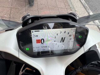 2023 Ducati Supersport, белый, 1325000 рублей, вид 5