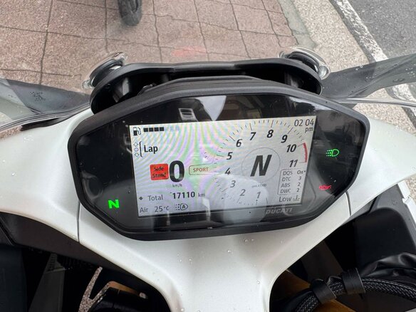 2023 Ducati Supersport, белый, 1325000 рублей - вид 4