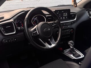 2019 Kia Ceed III, синий, 1550000 рублей, вид 1