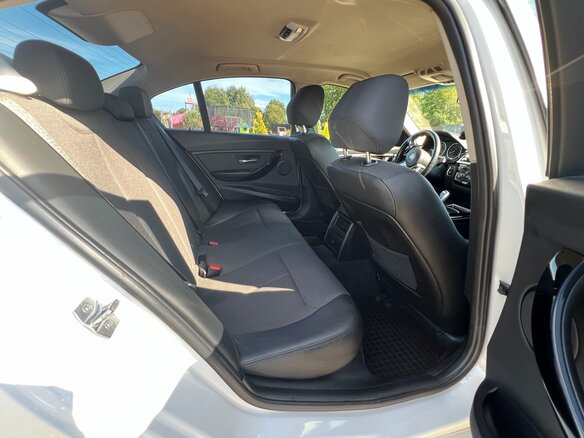 2017 BMW 3 серии 320i VI (F3x) Рестайлинг, белый, 1800000 рублей - вид 20