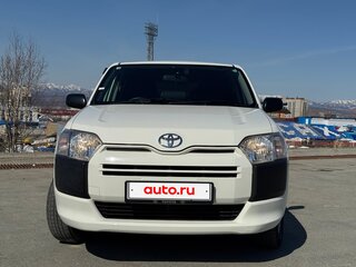 2019 Toyota Succeed I Рестайлинг, белый, 1200000 рублей, вид 3