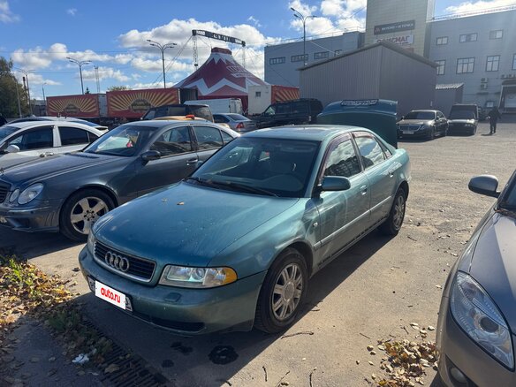 1999 Audi A4 I (B5) Рестайлинг, голубой, 270000 рублей