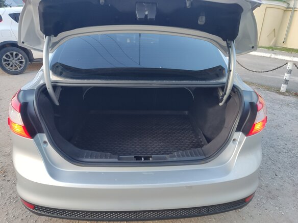 2013 Ford Focus III, серебристый, 705000 рублей - вид 10