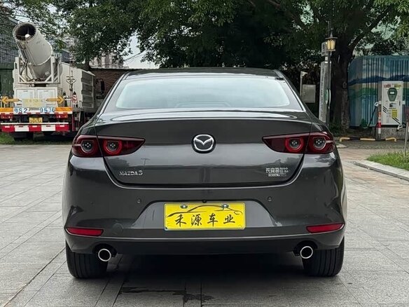 2022 Mazda 3 Axela IV (BP), серый - вид 3