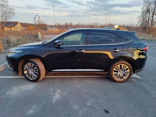 2017 Toyota Harrier III (XU60) Рестайлинг, чёрный, 3500000 рублей, вид 2