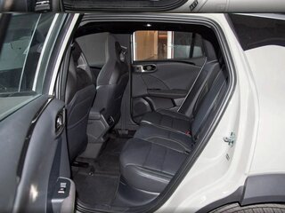 2026 Lynk & Co 06 I Рестайлинг, белый, 2849000 рублей, вид 5